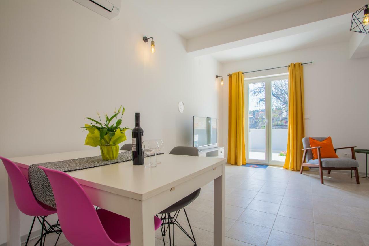 Apartment Garden Breeze Cres Kültér fotó