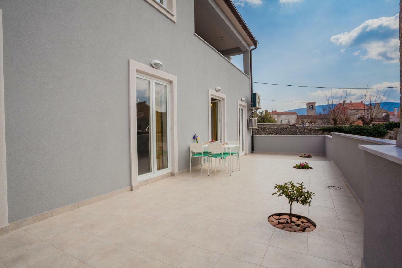 Apartment Garden Breeze Cres Kültér fotó