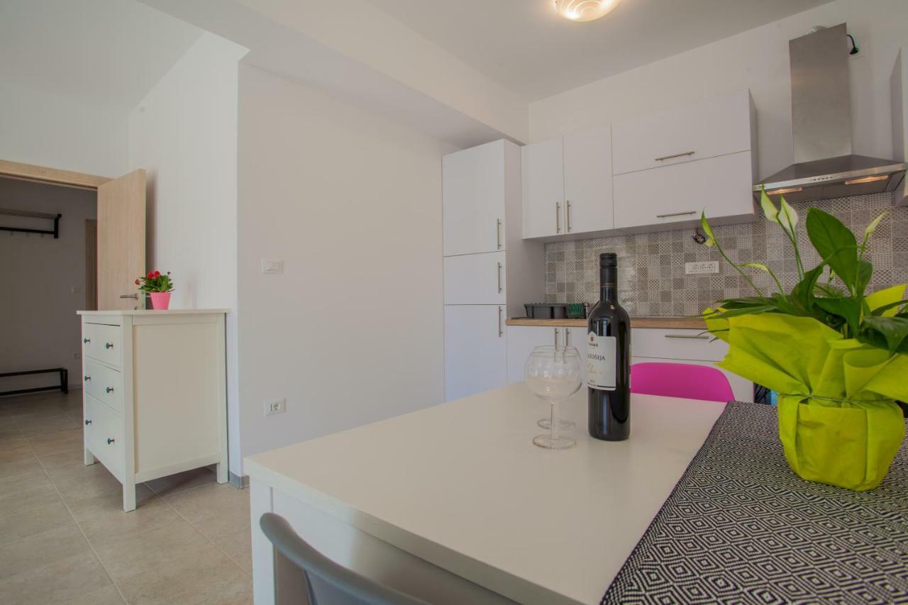 Apartment Garden Breeze Cres Kültér fotó