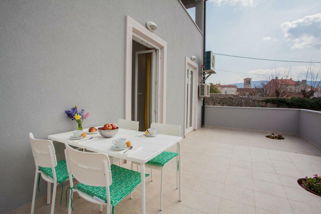 Apartment Garden Breeze Cres Kültér fotó